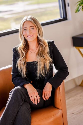 Amber Reinhardt Photography Signature Collection Senior Portraits 20