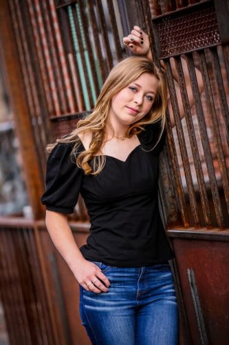 Amber Reinhardt Photography Signature Collection Senior Portraits 24